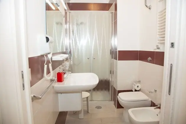 Classic Tek Büyük Yataklı Oda