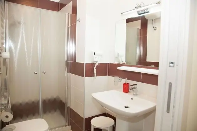 Romantic Tek Büyük Yataklı Oda