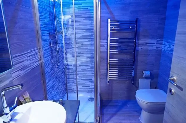 Deluxe Tek Büyük Yataklı Oda (2)