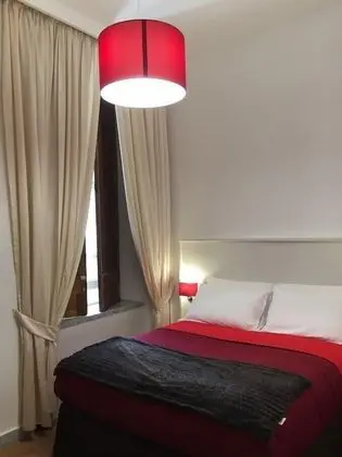 Basic Tek Büyük Yataklı Oda