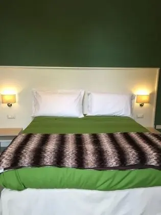 Superior Tek Büyük Yataklı Oda, Bahçe Manzaralı