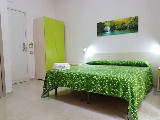 Üç Kişilik Oda, Balkon, Şehir Manzaralı