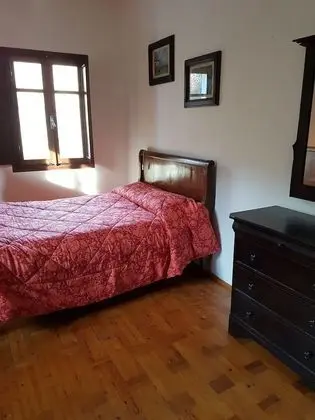 Tek Büyük Yataklı Oda, Ortak Banyo, Dağ Manzaralı