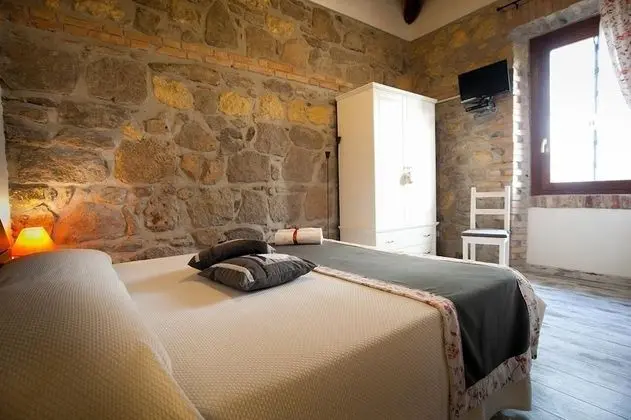 Standard Tek Büyük veya İki Ayrı Yataklı Oda, Banyolu/Duşlu