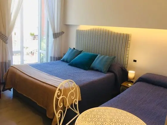 Junior Dört Kişilik Oda, Şehir Manzaralı