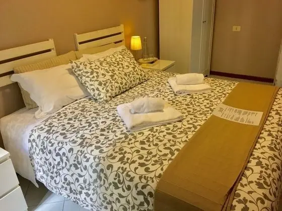 Classic Tek Büyük Yataklı Oda, Ortak Banyo