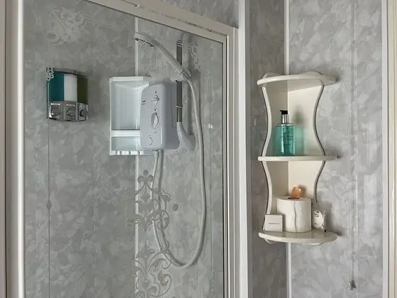 Süit, Banyolu/Duşlu