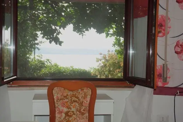 Standard Oda, Göl Manzaralı