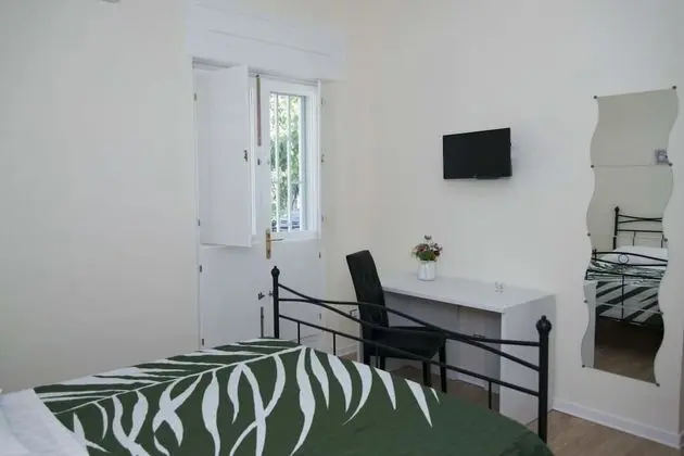 Tek Büyük Yataklı Oda (Nicolas)