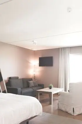 Basic Tek Büyük Yataklı Oda