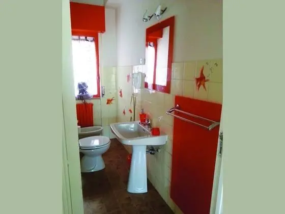 İki Ayrı Yataklı Oda, Ortak Banyo (external)