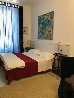 Tek Büyük veya İki Ayrı Yataklı Oda, Balkon