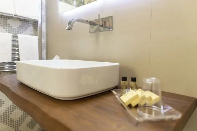 Deluxe Tek Büyük Yataklı Oda, Teras