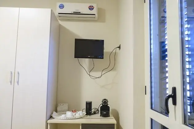 Üç Kişilik Oda