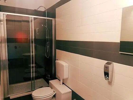 Dört Kişilik Oda (Rossa)