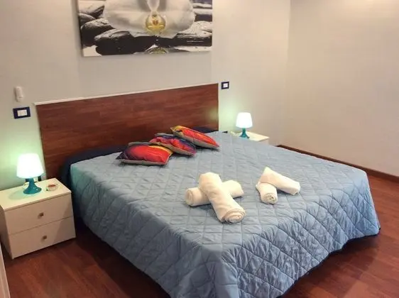 Tek Büyük Yataklı Oda (Blu)