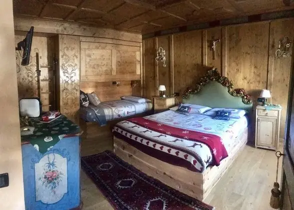 Family Dört Kişilik Oda (Jolanda)