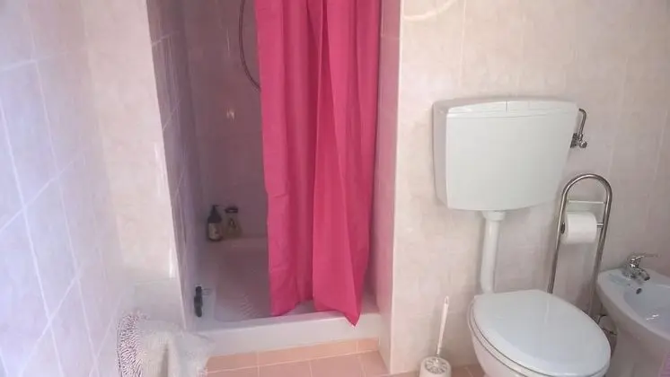 Family Oda, Sigara İçilmez