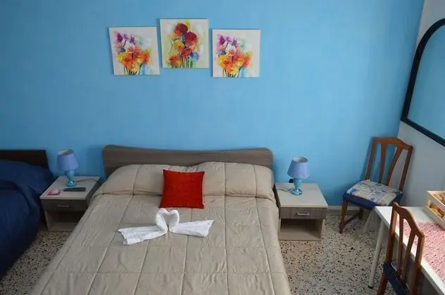 Tek Büyük Yataklı Oda, Ortak Banyo