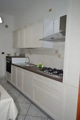 Tek Büyük Yataklı Oda, Ortak Banyo