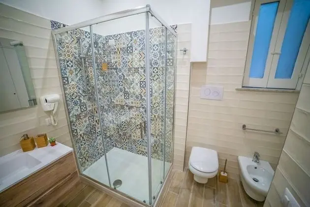 Deluxe Tek Büyük Yataklı Oda, Balkon (Rinaldo)