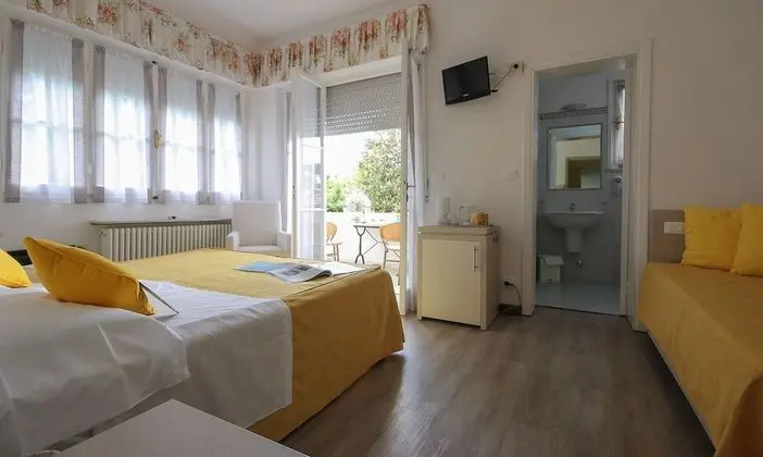 Tek Büyük Yataklı Oda, Balkon