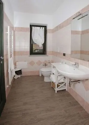 Tek Büyük Yataklı Oda, Bahçe Manzaralı