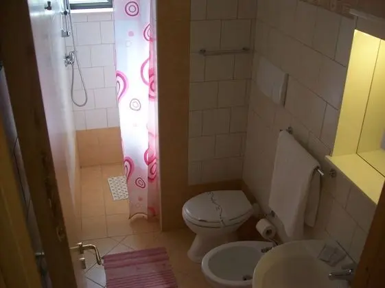 Tek Büyük Yataklı Oda, Veranda