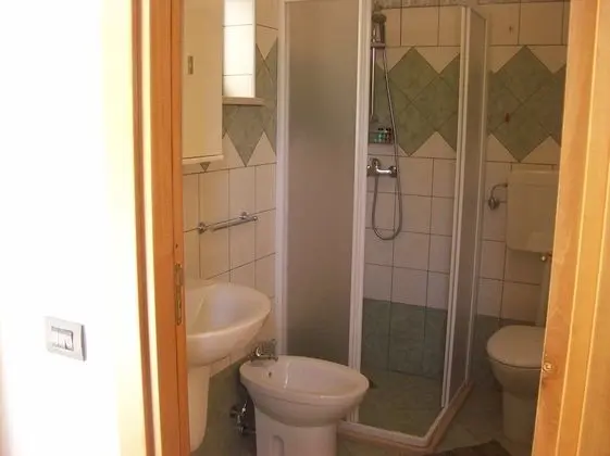 Üç Kişilik Oda, Özel Banyo