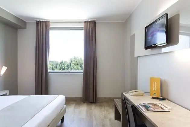 Tek Büyük Yataklı Oda, Sigara İçilmez