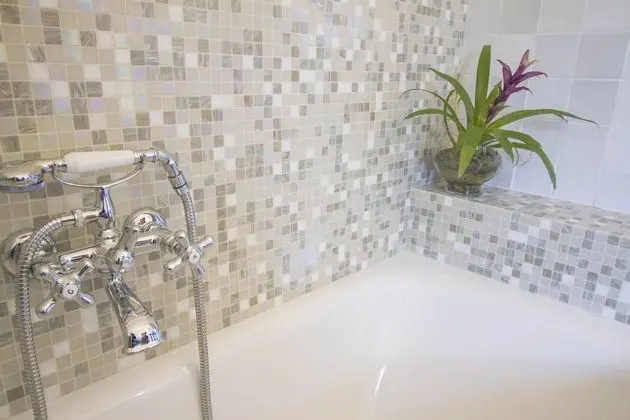 Deluxe Oda, 1 Büyük (Queen) Boy Yatak, Banyolu/Duşlu, Bahçe Manzaralı (Reale)