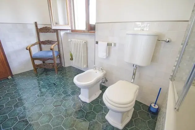 Deluxe Oda, 1 Büyük (Queen) Boy Yatak, Banyolu/Duşlu, Bahçe Manzaralı (Reale)