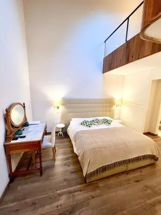 Deluxe Stüdyo Süit