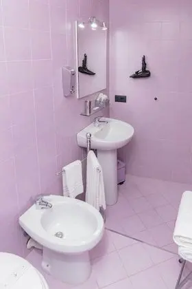 Tek Büyük Yataklı Oda (Costiere)