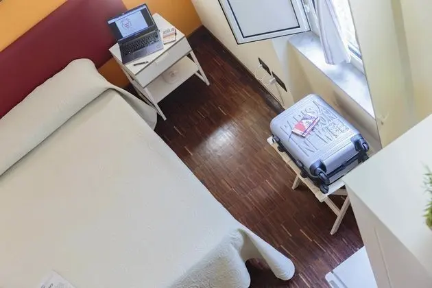 Tek Büyük Yataklı Oda (Vesuvio)