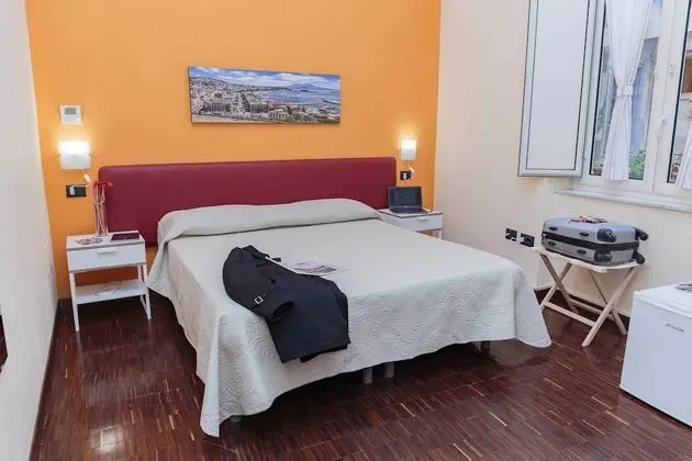 Tek Büyük Yataklı Oda (Vesuvio)