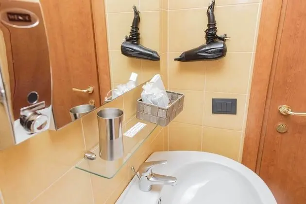 Tek Büyük Yataklı Oda (Vesuvio)