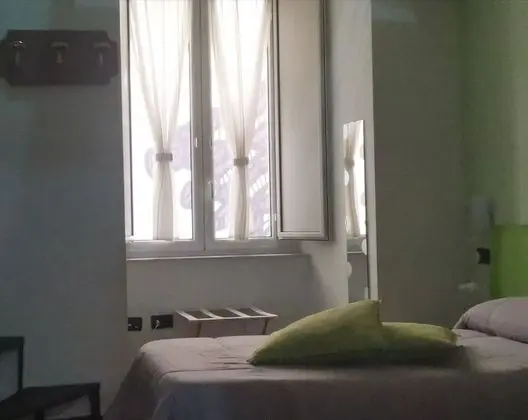 Tek Kişilik Oda (Isole)