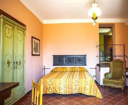 Tek Büyük veya İki Ayrı Yataklı Oda