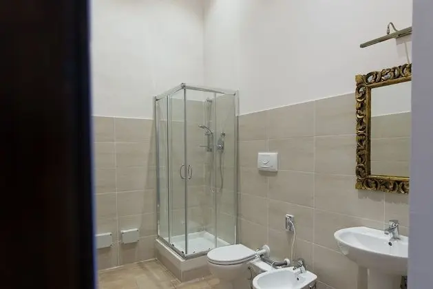 Superior Tek Büyük Yataklı Oda, 1 Büyük (Queen) Boy Yatak, Özel Banyo, Şehir Manzaralı