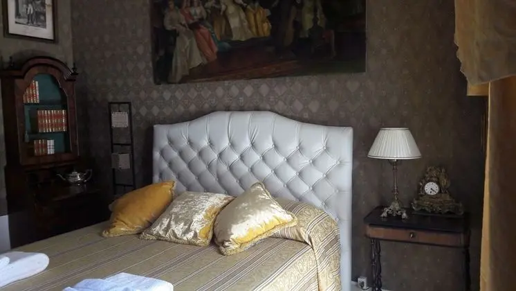 Basic Tek Büyük Yataklı Oda, 1 Büyük (Queen) Boy Yatak, Banyolu/Duşlu (Marrone)