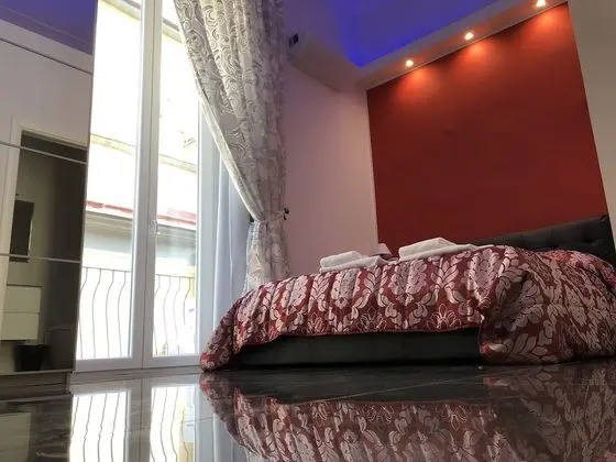 Comfort Tek Büyük Yataklı Oda