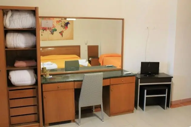 Deluxe Üç Kişilik Oda, Banyolu/Duşlu, Okyanusa Sıfır