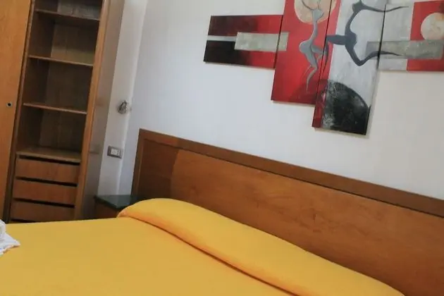 Standard Tek Büyük veya İki Ayrı Yataklı Oda, Banyolu/Duşlu