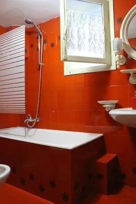 Economy Üç Kişilik Oda, Özel Banyo (external)