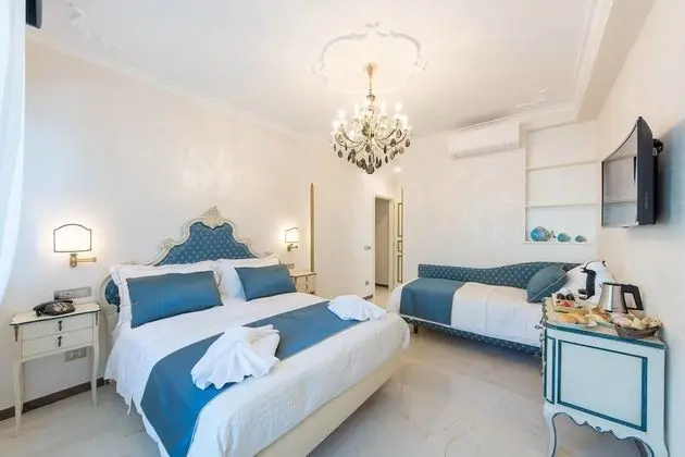 Superior Üç Kişilik Oda, Balkon, Deniz Manzaralı