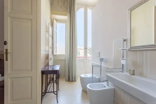 Süit, Balkon, Deniz Manzaralı