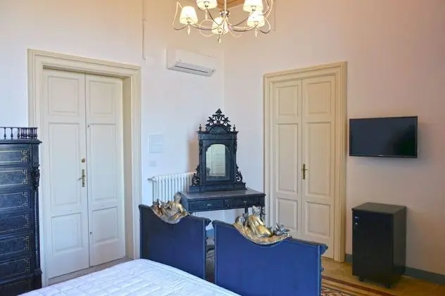 Tek Büyük Yataklı Oda, Balkon, Deniz Manzaralı