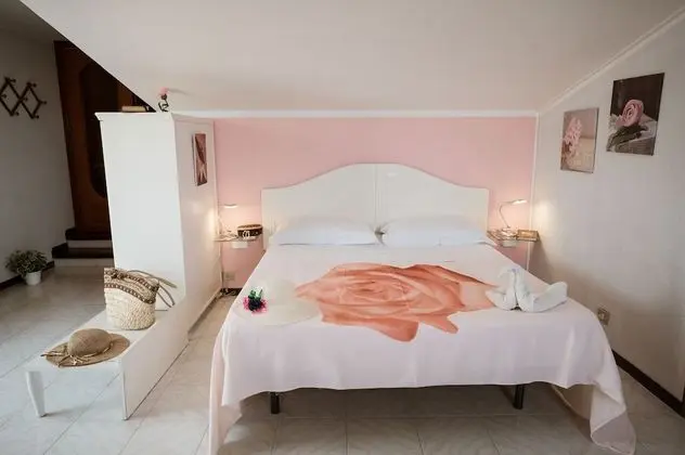 Üç Kişilik Oda (  1  )