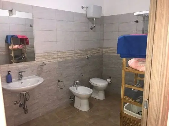 Basic Tek Kişilik Oda, Ortak Banyo
